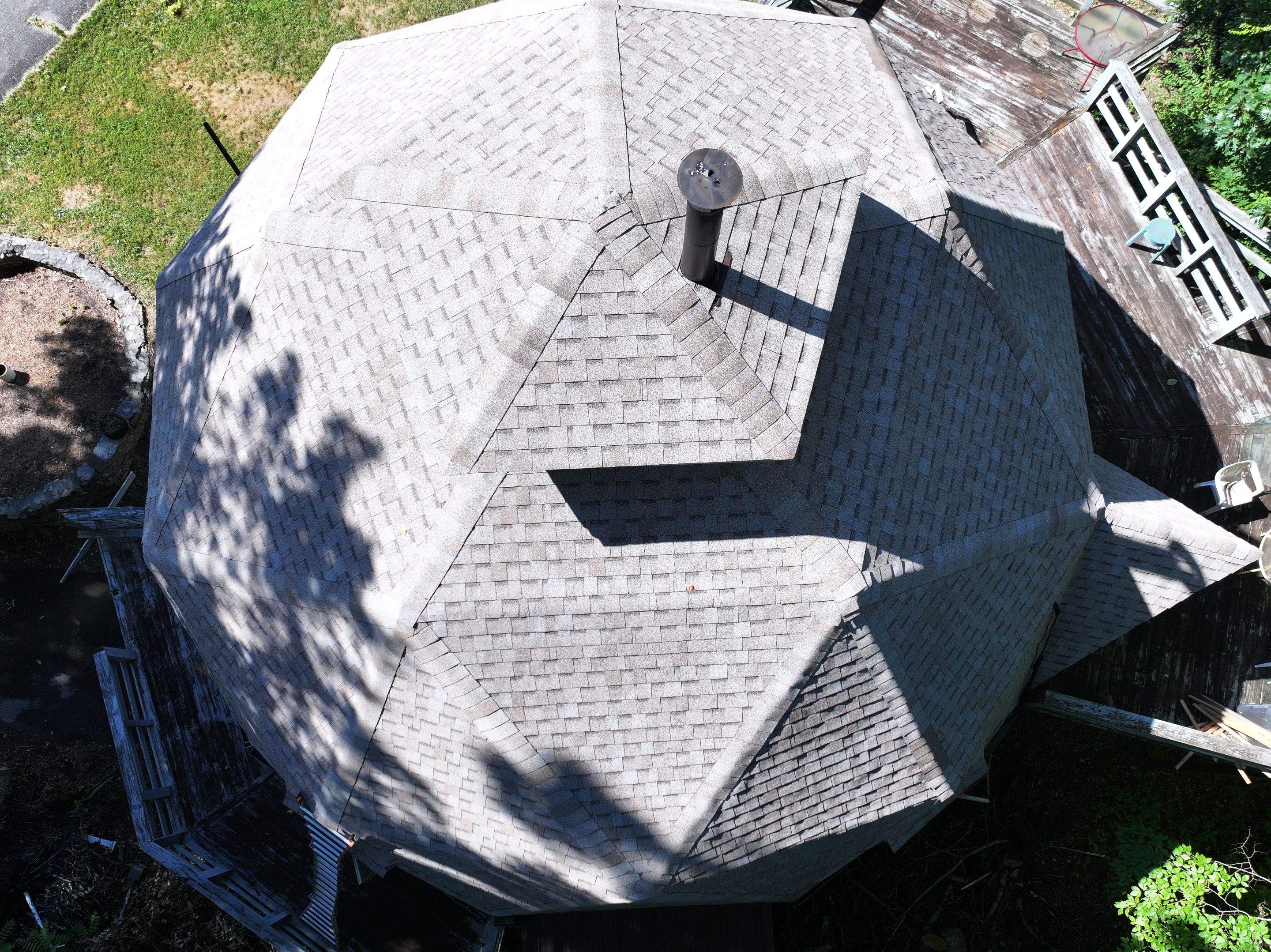 Maggard Residence by Omnia Roofing