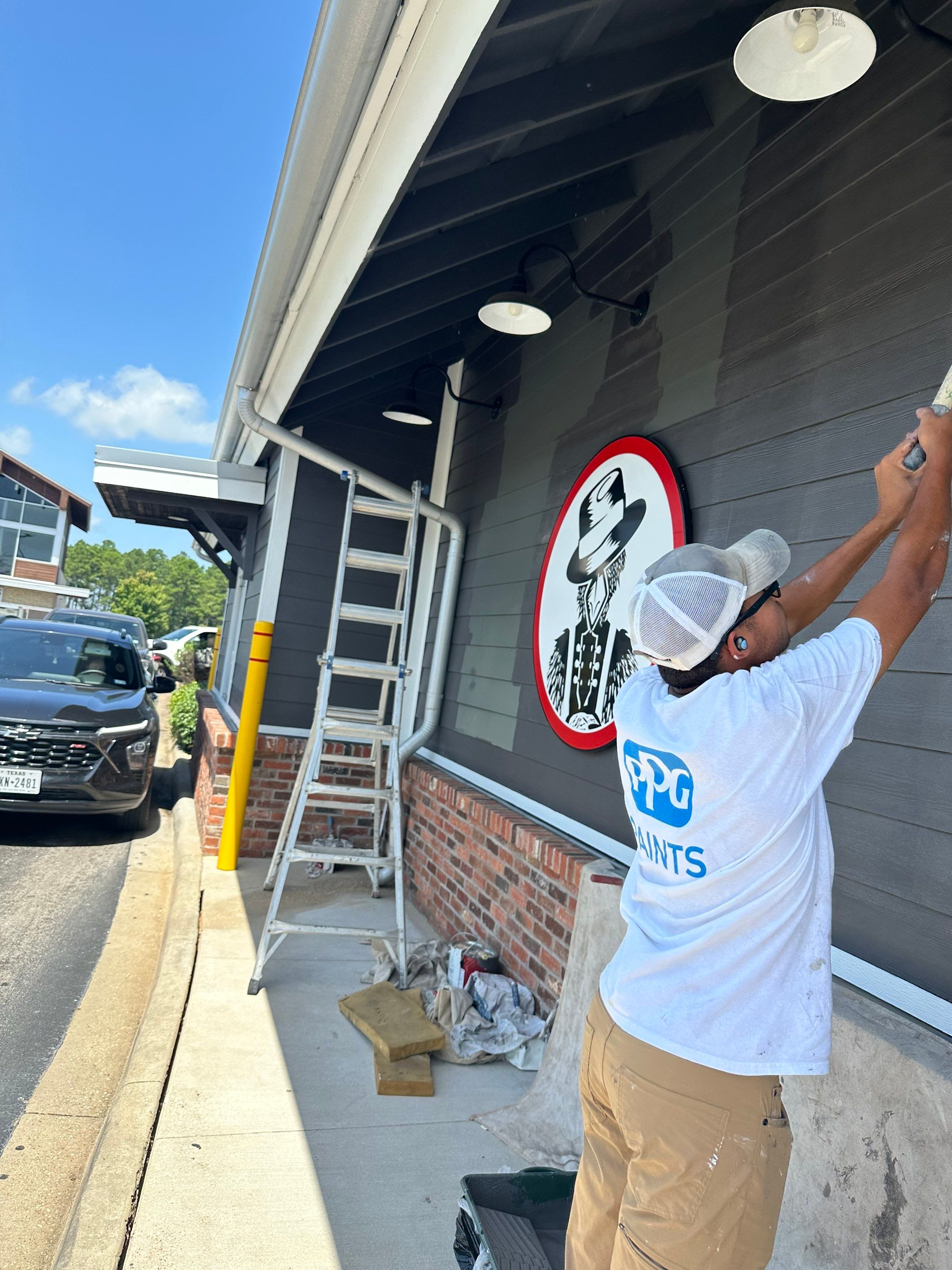 Commercial Exterior Update – Slim Chickens by Quality Coats Painting