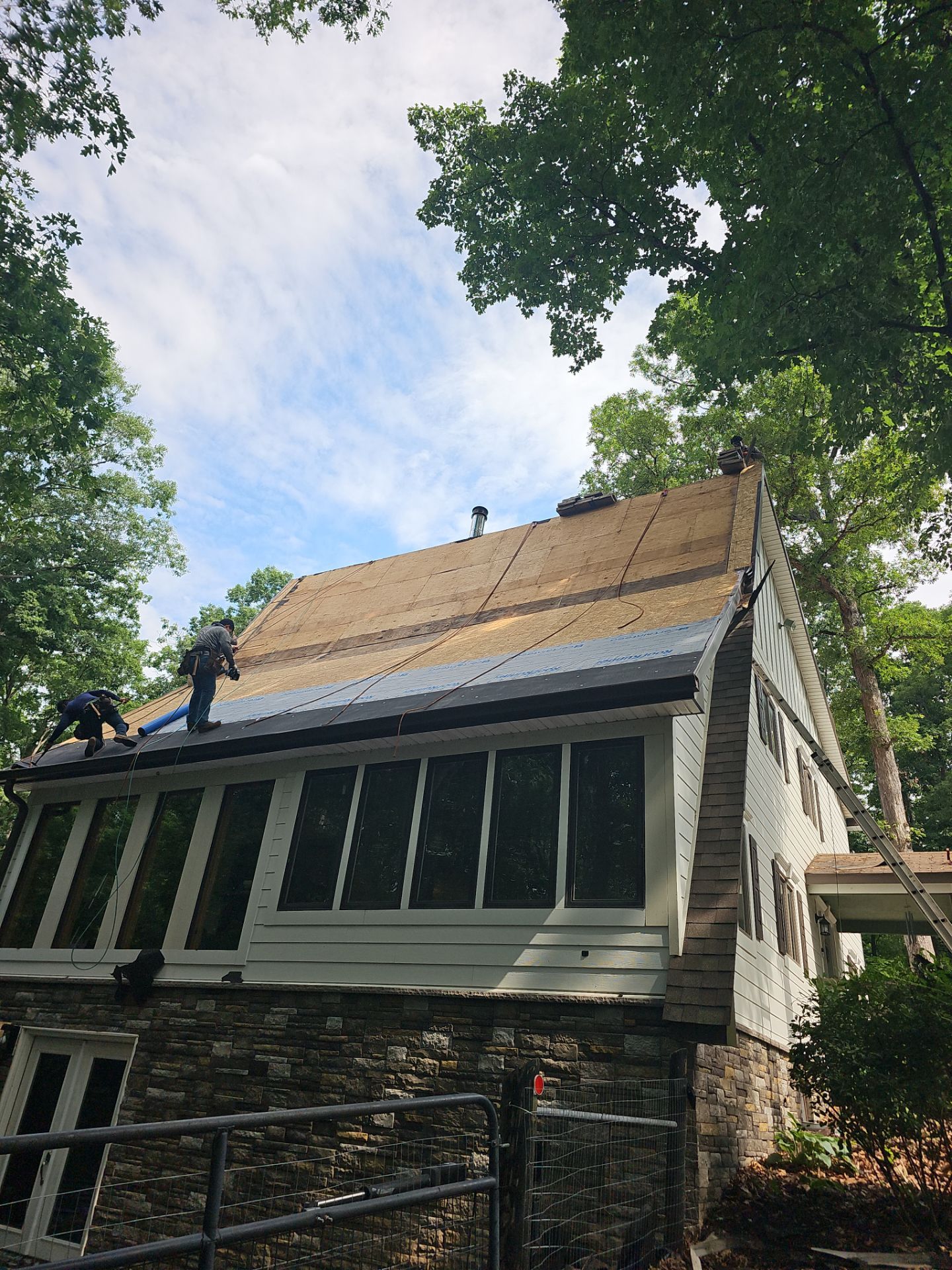 Roof Replacement - Shenandoah by Winchester Roofing