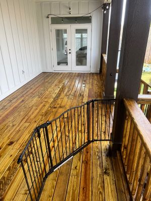 Coated Deck using Wood Sealant