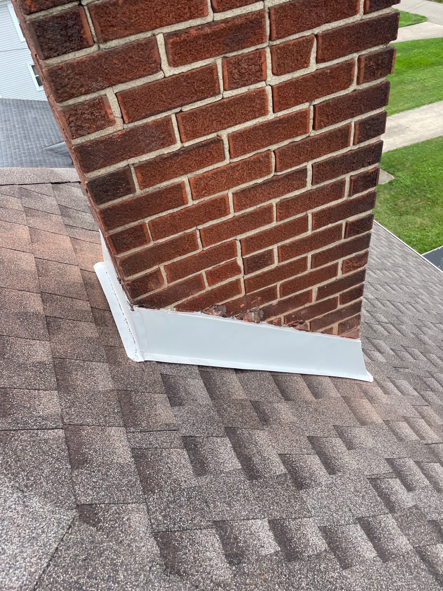 Residential Roofing Installation using GAF Timberline HDZ Charcoal by Rainstoppers Roofing