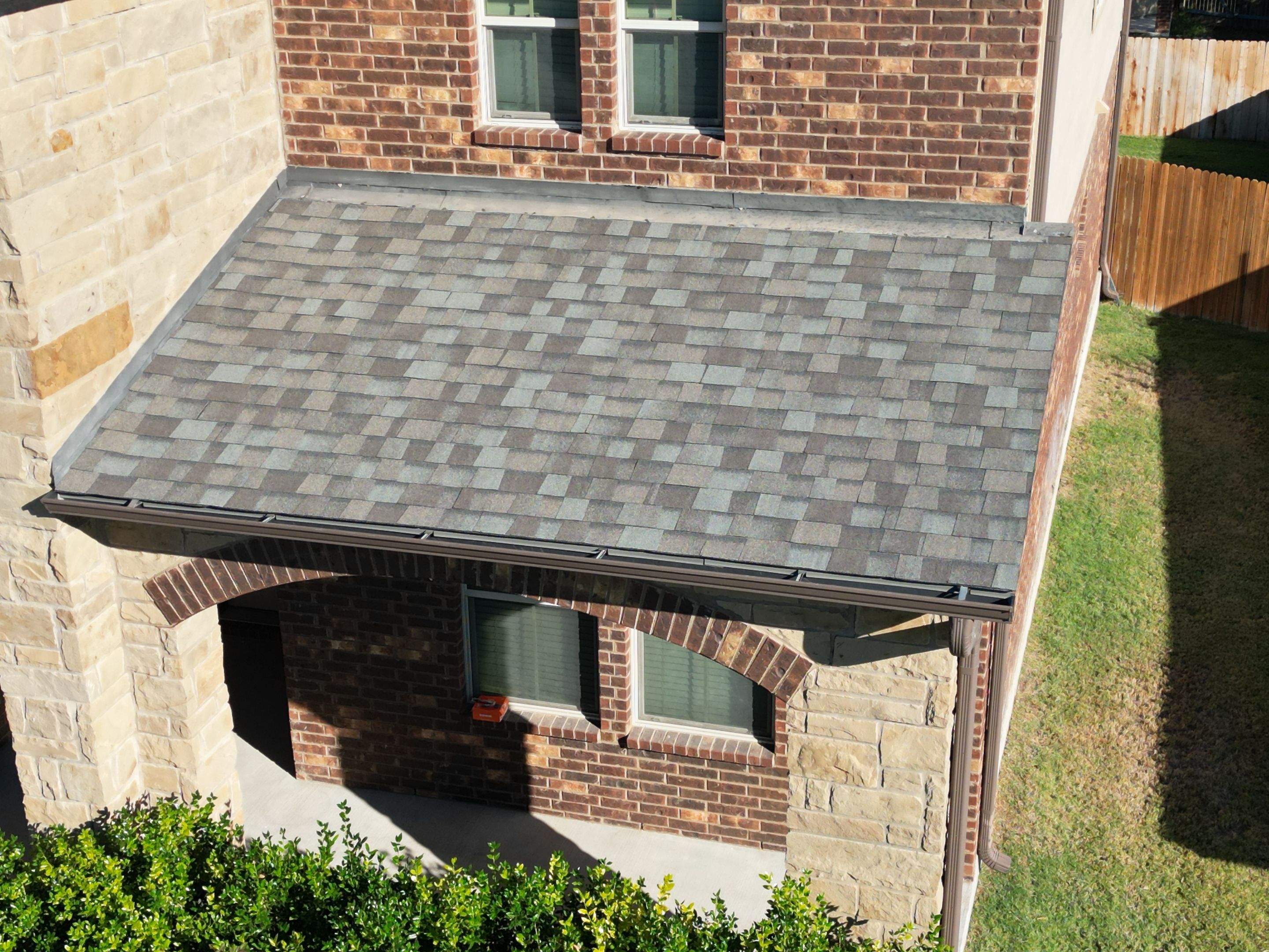 Driftwood - Owens Corning TruDefinition Duration by RoofsOnly.com