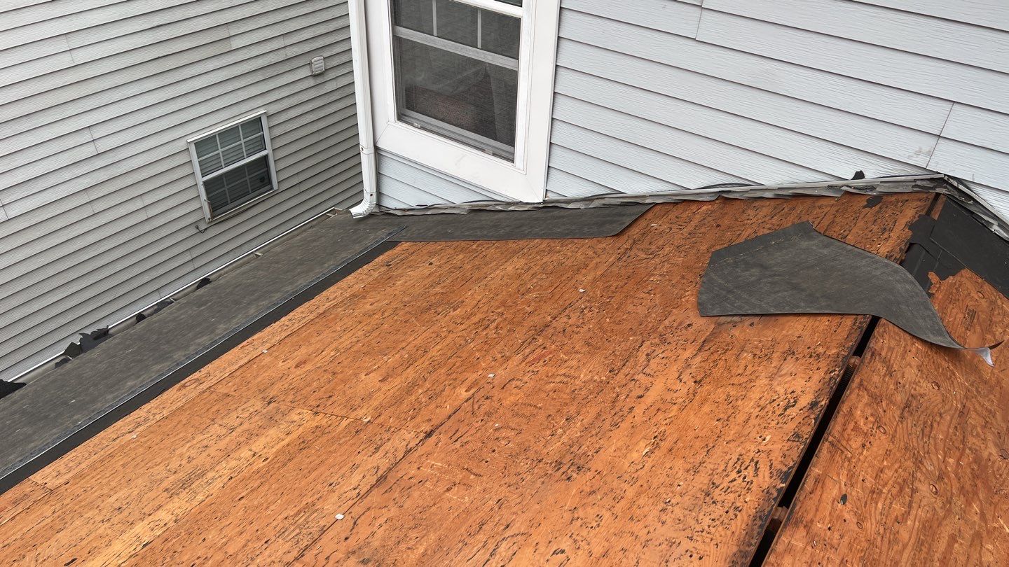 Multi-family unit roof replacement. using GAF Timberline HDZ by Pro Home Services Inc