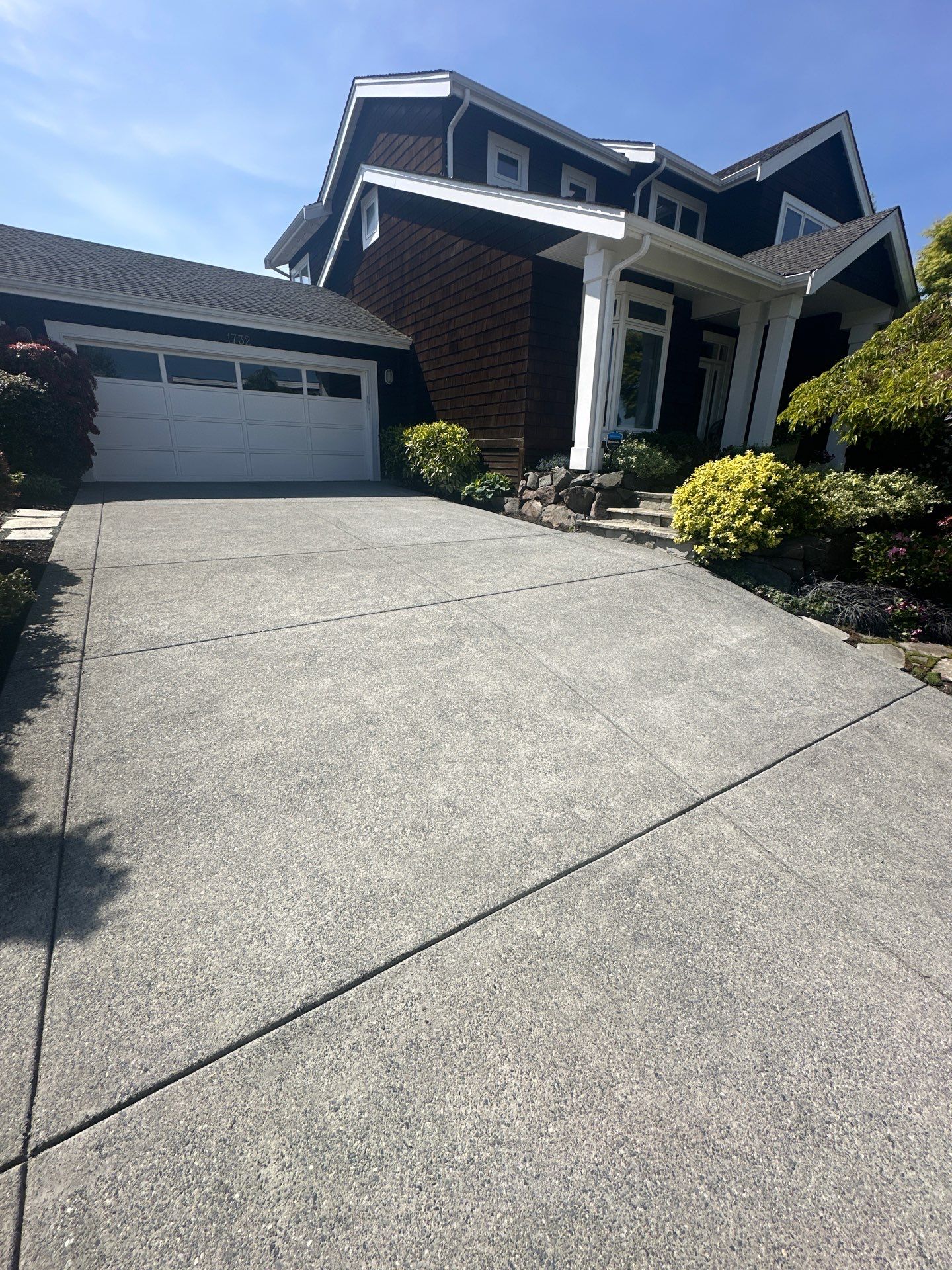 Concrete Driveway Repair | Mukilteo  by Jireh Asphalt & Concrete Inc 