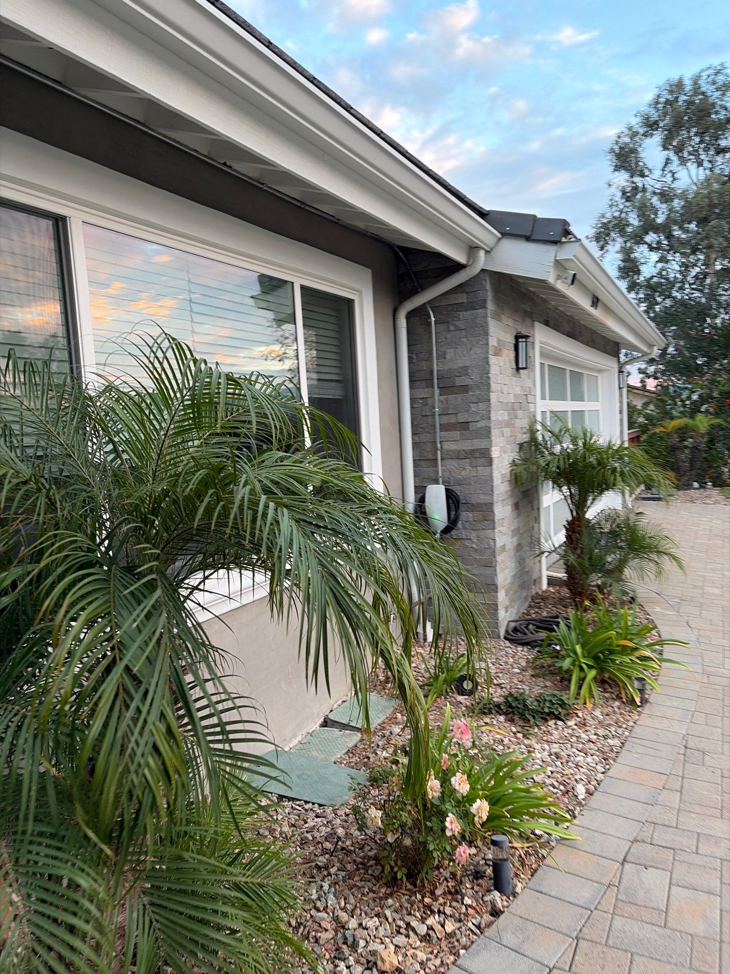 Thousand Oaks Residential Solar Array and Tesla Powerwall 3 Installation by AWS Solar