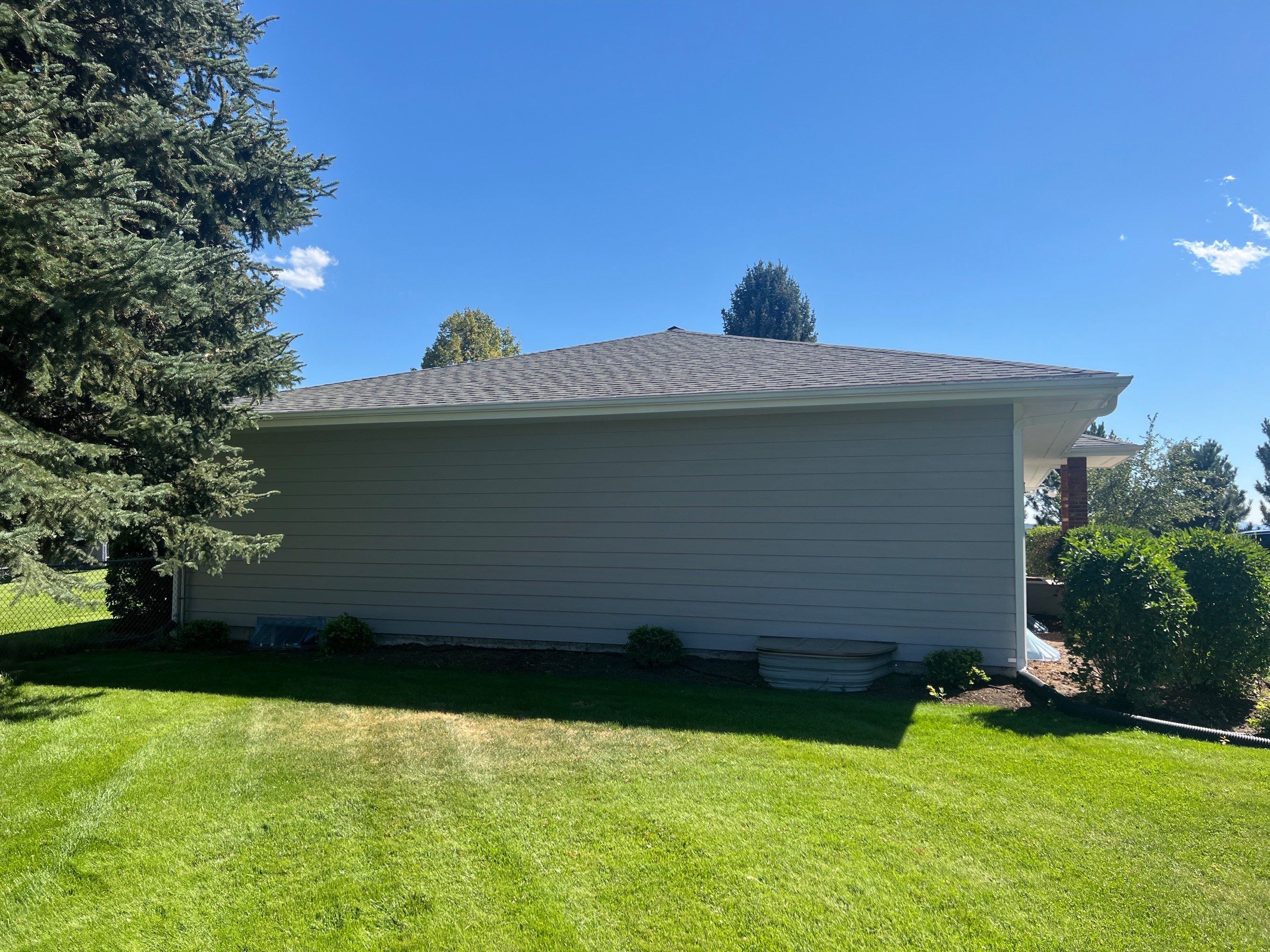 Owens Corning TruDefinition Duration - Estate Gray by Montana Roofing Solutions
