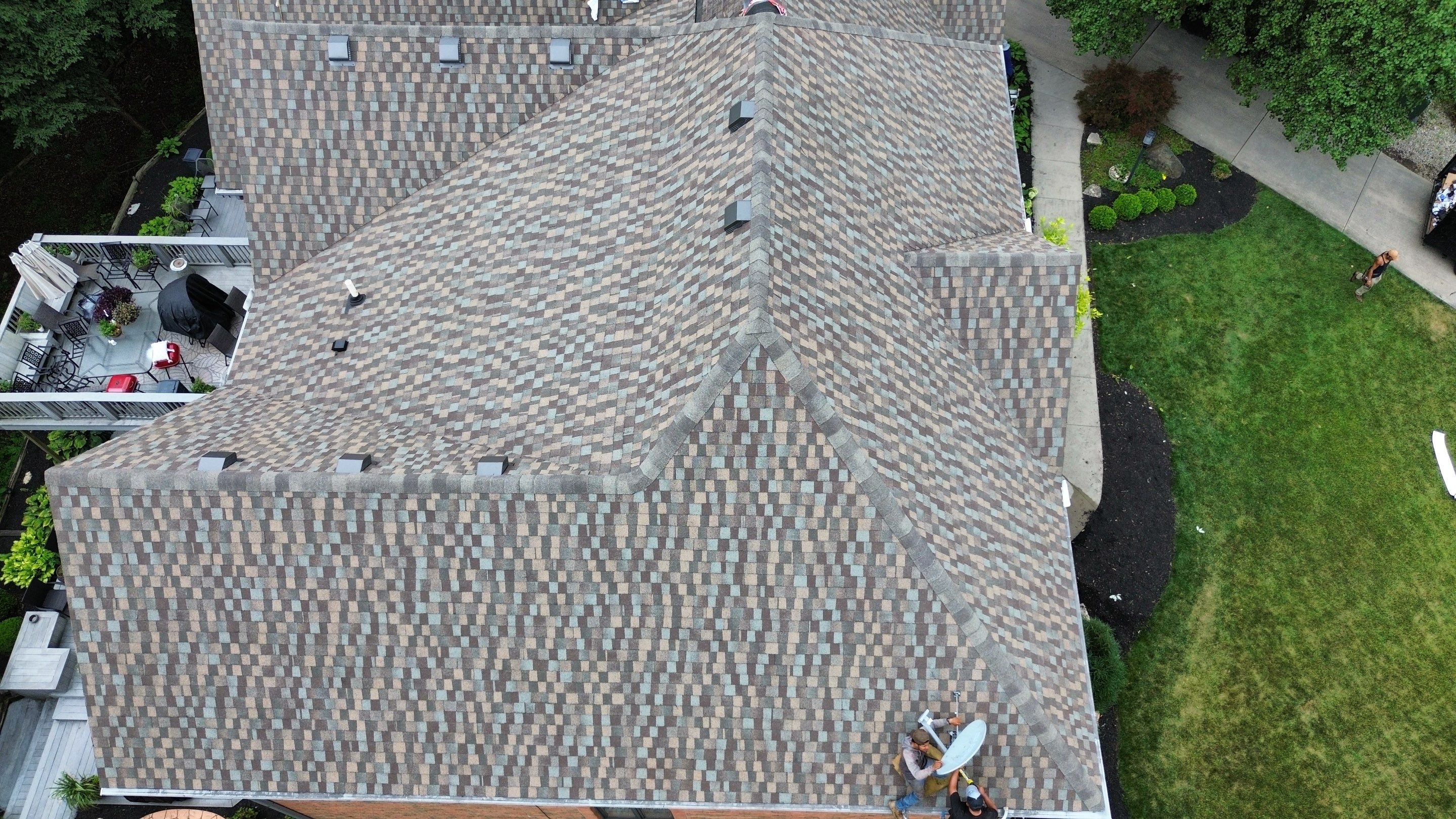 Residential Roofing Installation using Timberline HDZ Shingles - Cedar Falls by RoofX 
