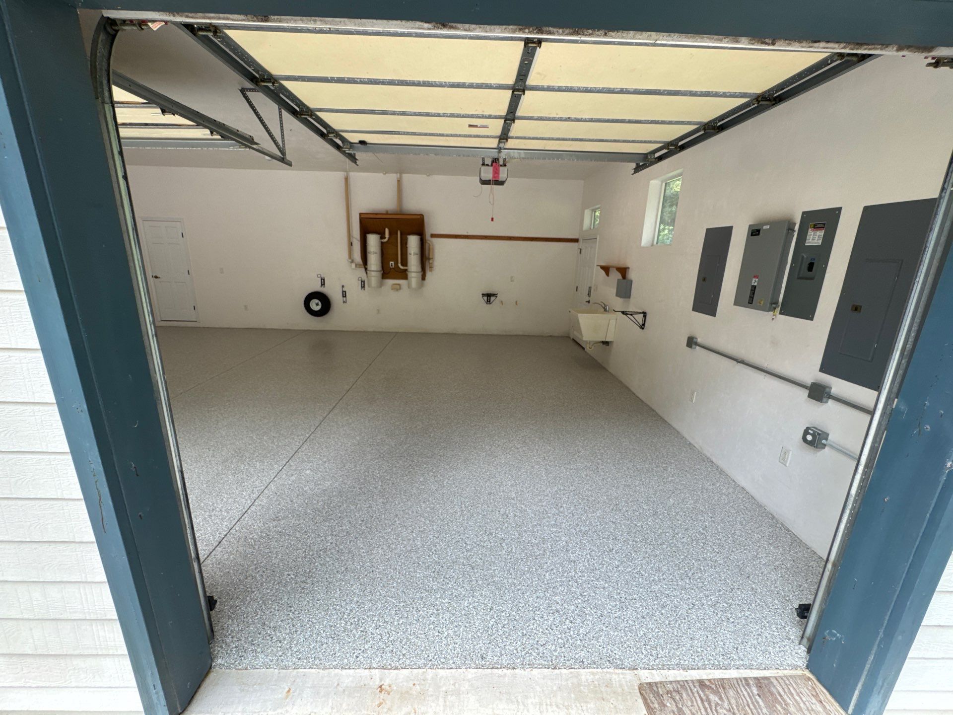 Garage Project in Alachua, FL in Mount Everest by Cross Creek Concrete Coatings