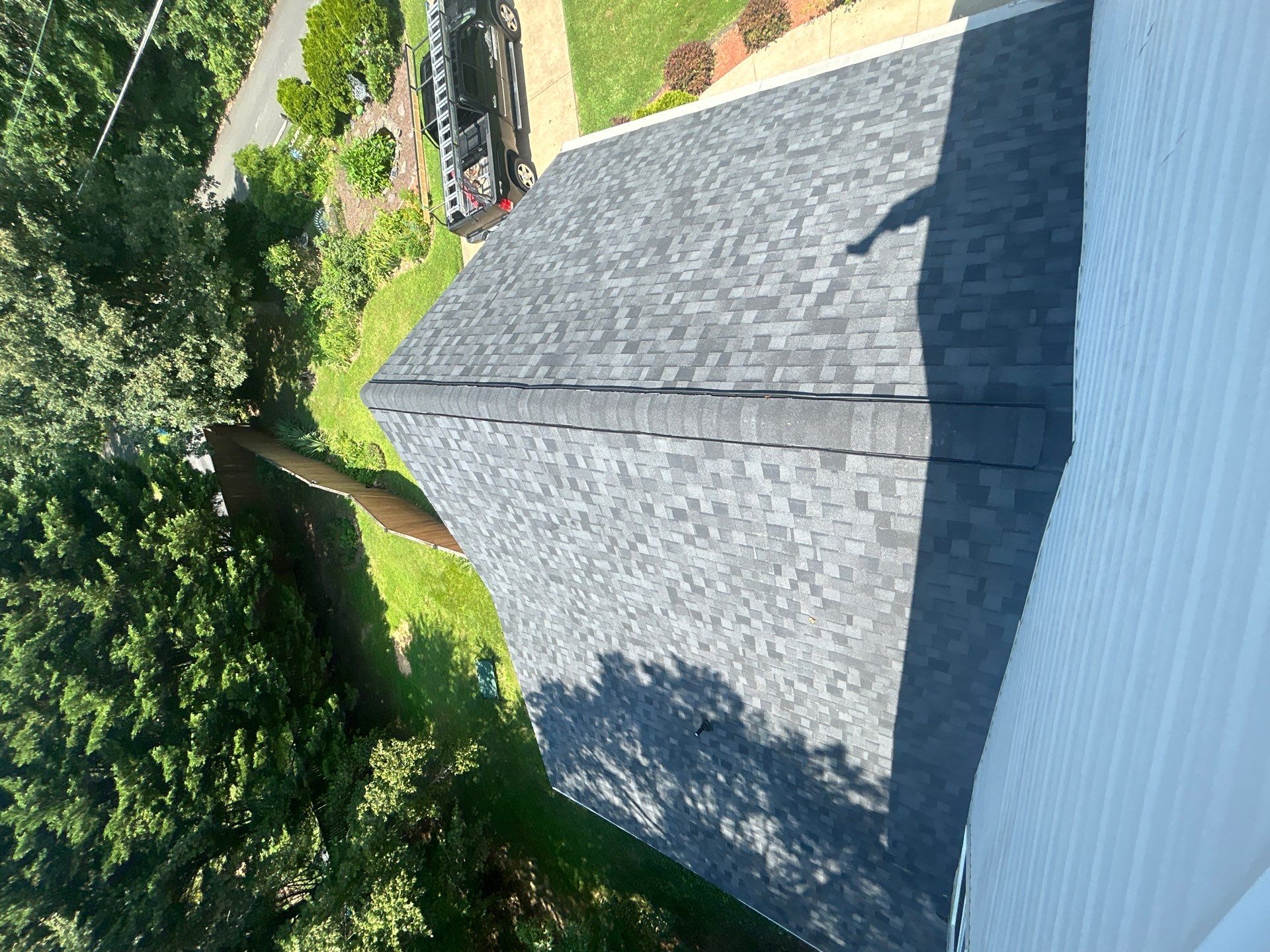 Lorton: Residential Roof with CertainTeed Landmark Pro in Max Def Moire Black by RM Banning, Inc.