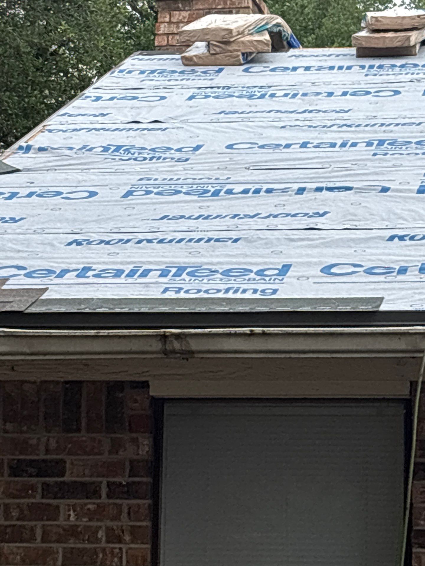 HONG L by Boss Hogg Roofing