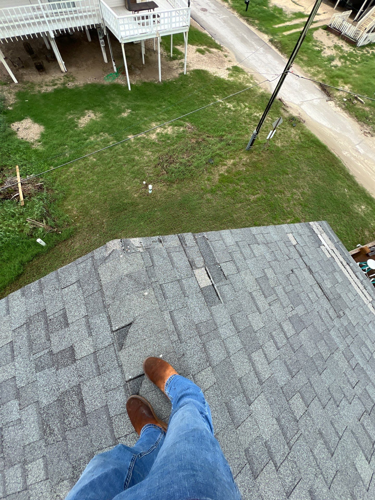 Hail Damage using Owen's Corning Duration (Lifetime) Shingles by Roof Repair Company