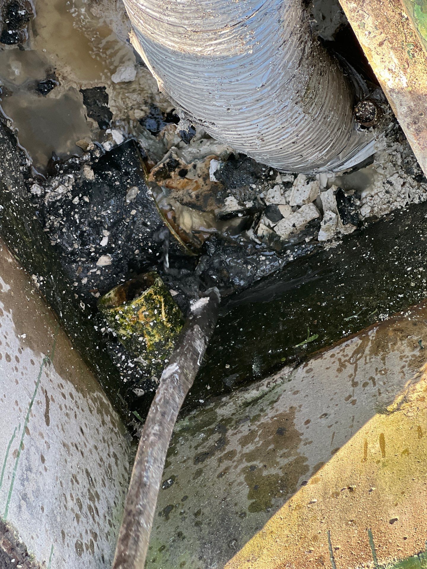 Gulfshore Condo Stormwater System Maintenance by Don Mar, Inc. Storm Water Solutions