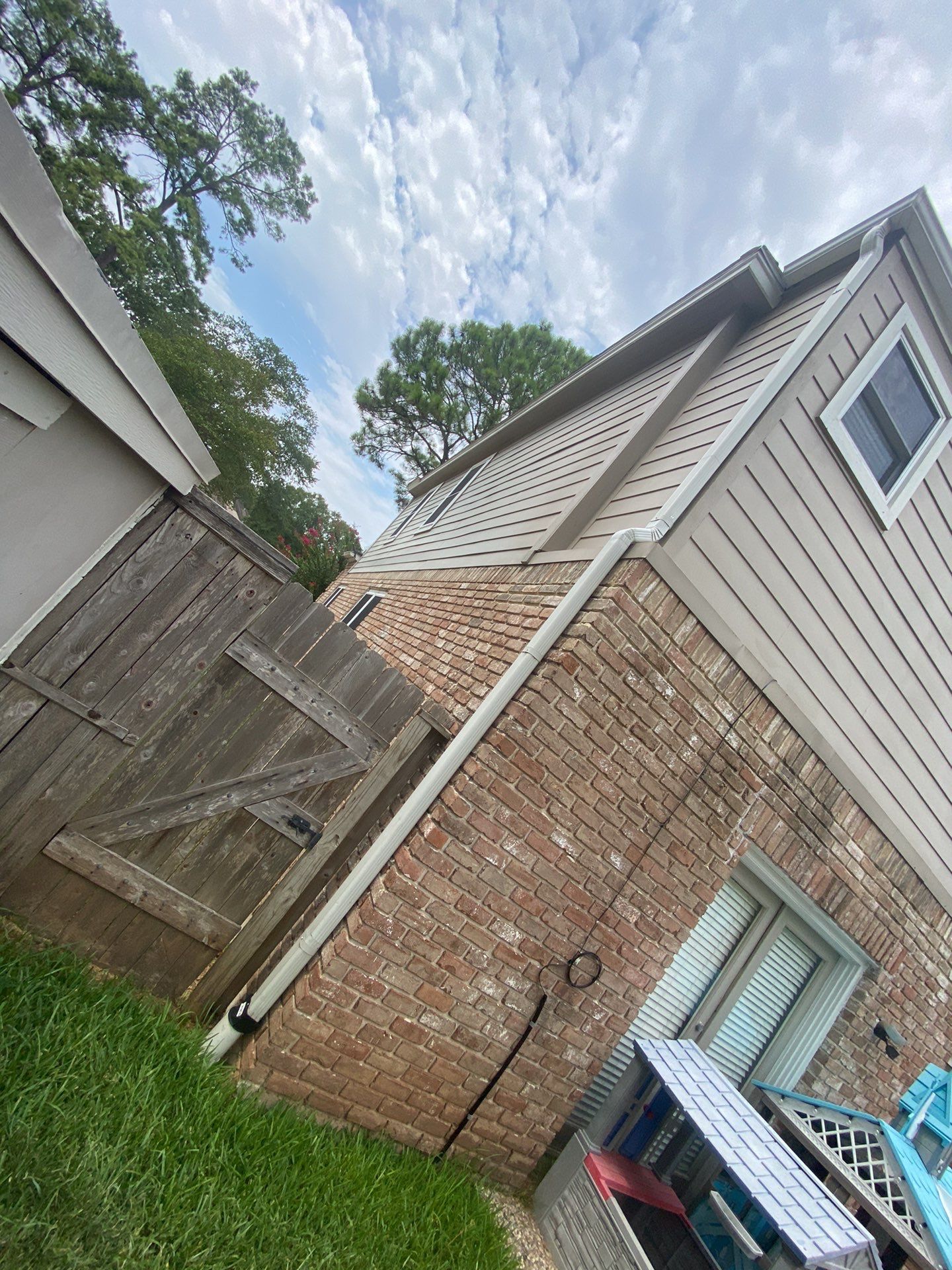 Residential Roofing Installation using Owen's Corning Duration (Lifetime) Shingles by Roof Repair Company