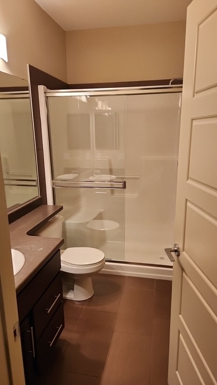 Move Out Cleaning Service by Tidyups Cleaning Service Inc