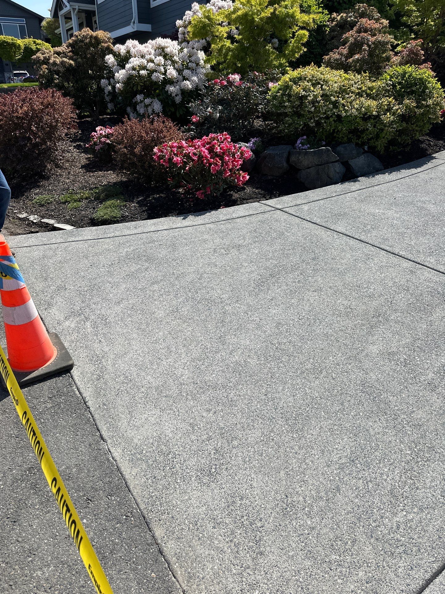 Concrete Driveway Repair | Mukilteo  by Jireh Asphalt & Concrete Inc 
