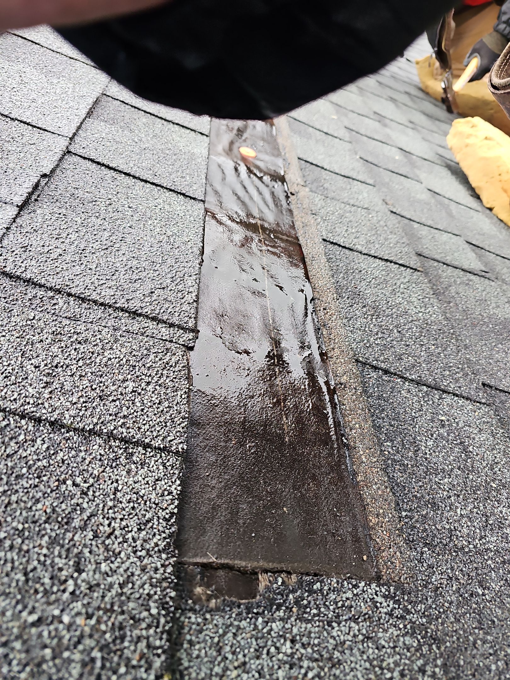 ATLAS PINNACLE COLOR: SUMMER STORM DRIP EDGE: TUXEDO GRAY by Eagle Eye Roofing