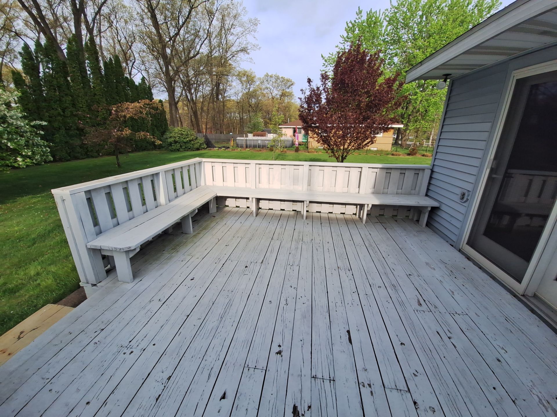 Deck and Shed Re-paint by Gordon Painting