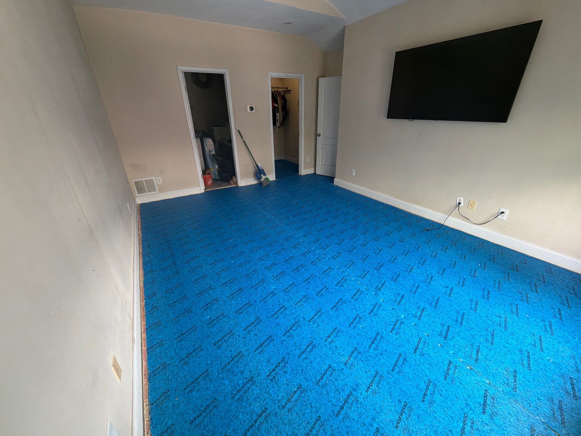 Interior Renovation Featuring Drywall Finishing and New Flooring in Atlanta by Swift Home Renovations 