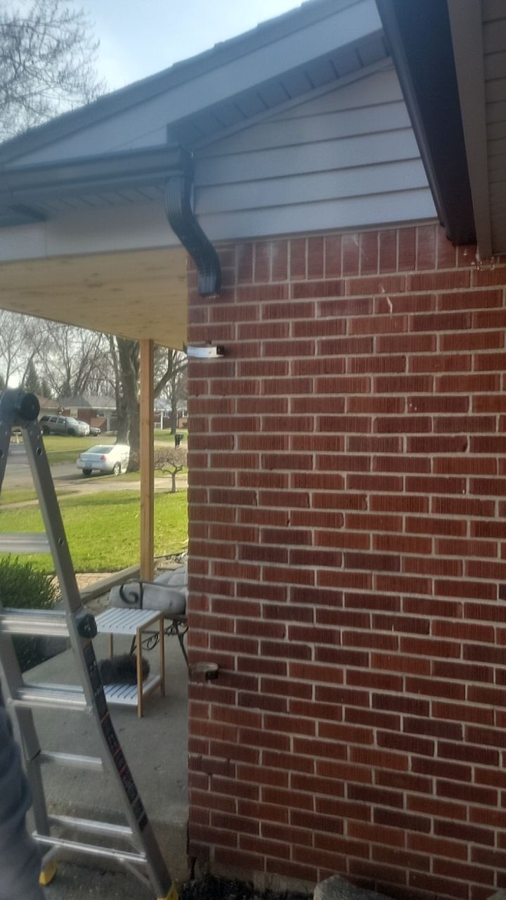 Siding Replacement using CertainTeed Restoration Classis D4 by 180 Contractors