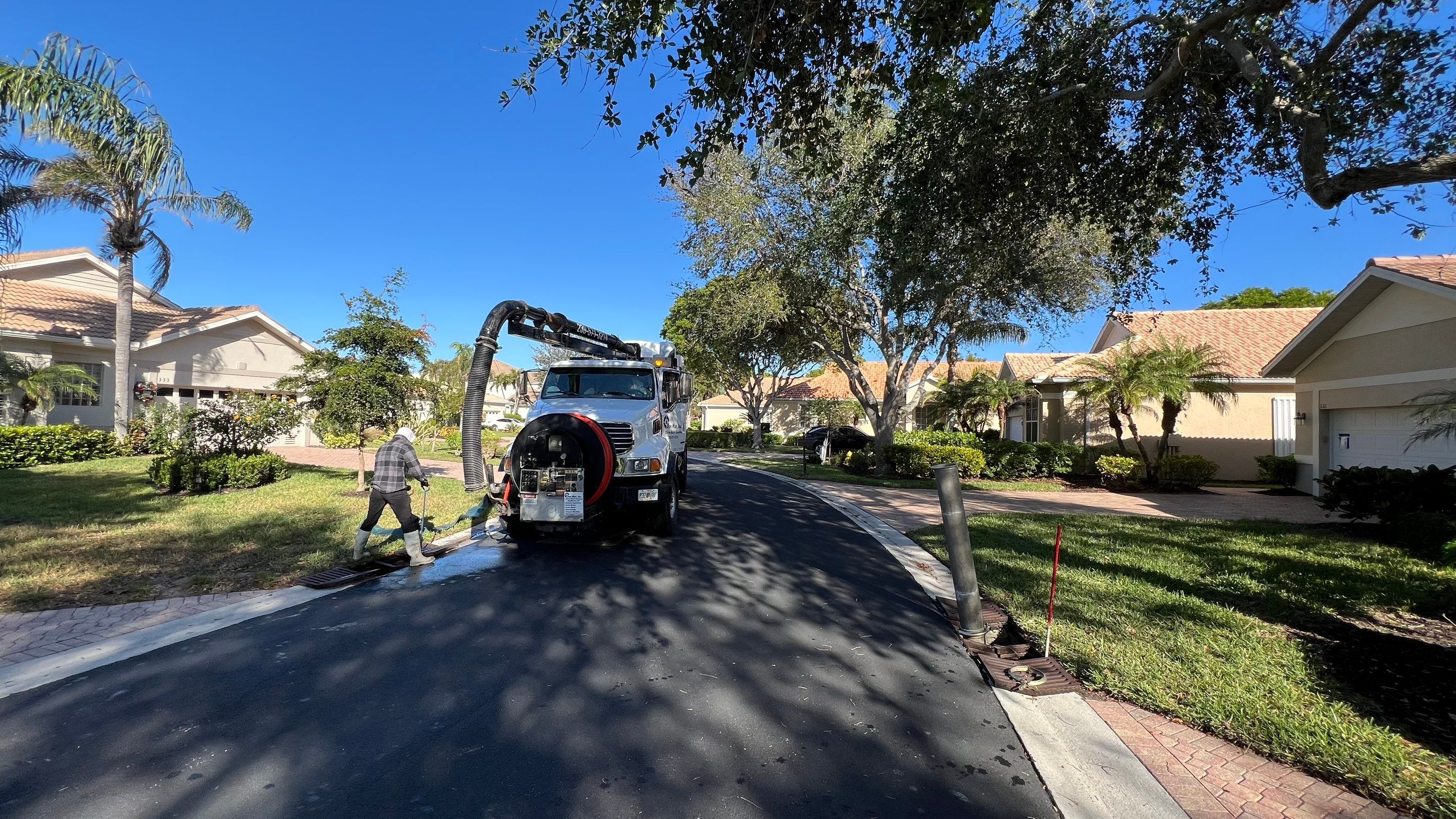North Naples Neighborhood Catch Basin Cleaning by APS Power & Water