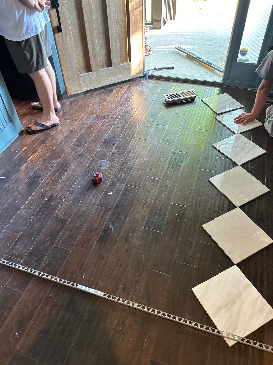 White Oak Hardwood and Checkerboard Tile Installation by Footprints Floors of Nashville