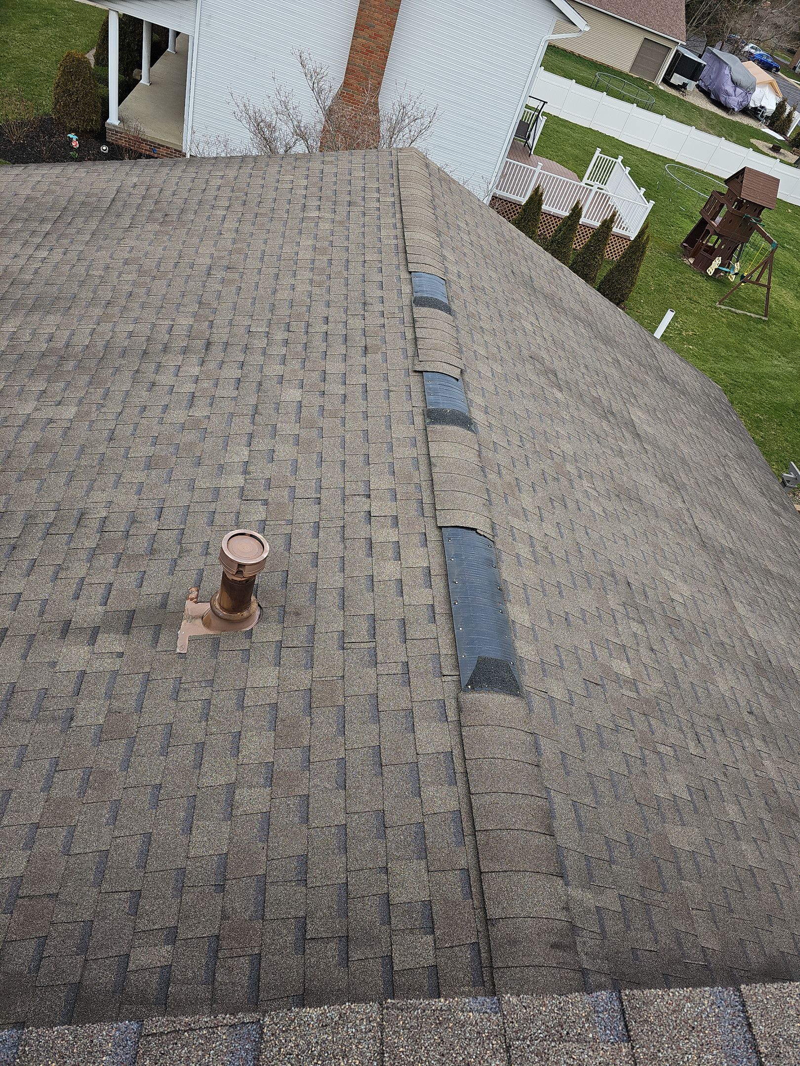 ATLAS PINNACLE COLOR: BLACK SHADOW by Eagle Eye Roofing
