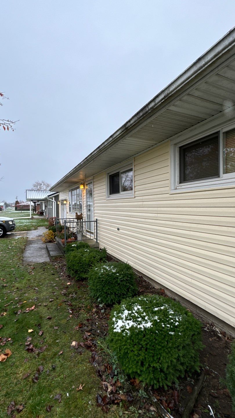 Siding Installation using Alside Conquest D4.5DL Adobe Cream  by Nitro Roofing and Construction