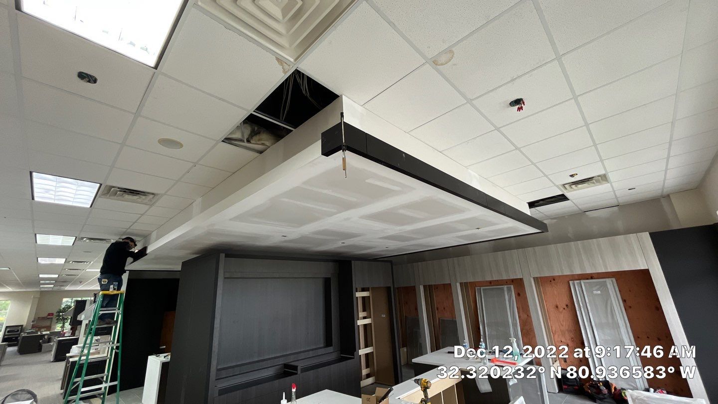 Construct Living Kitchen by Thompson Industrial