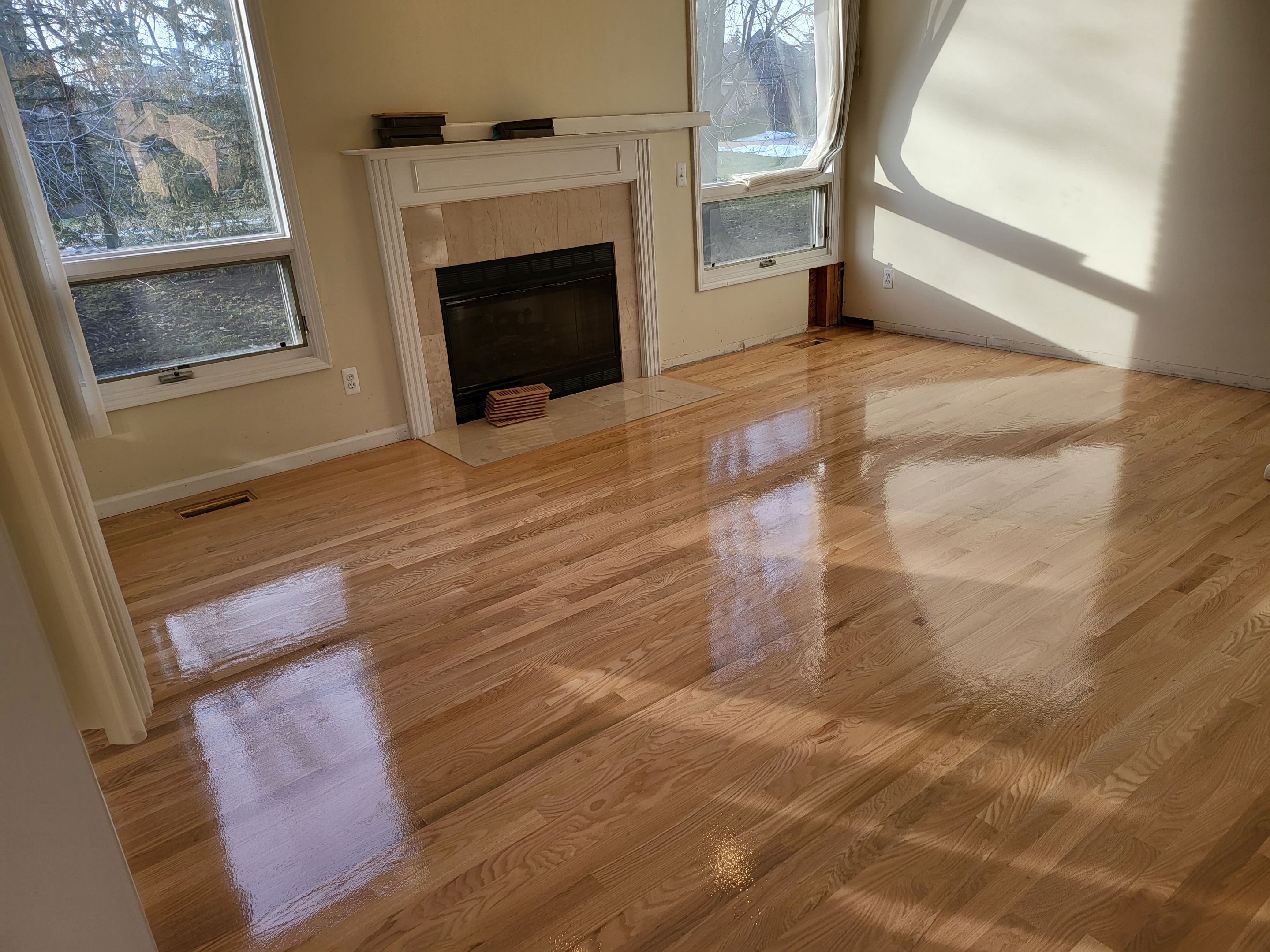 Classic Cut Red Oak by Ann Arbor Hardwoods 