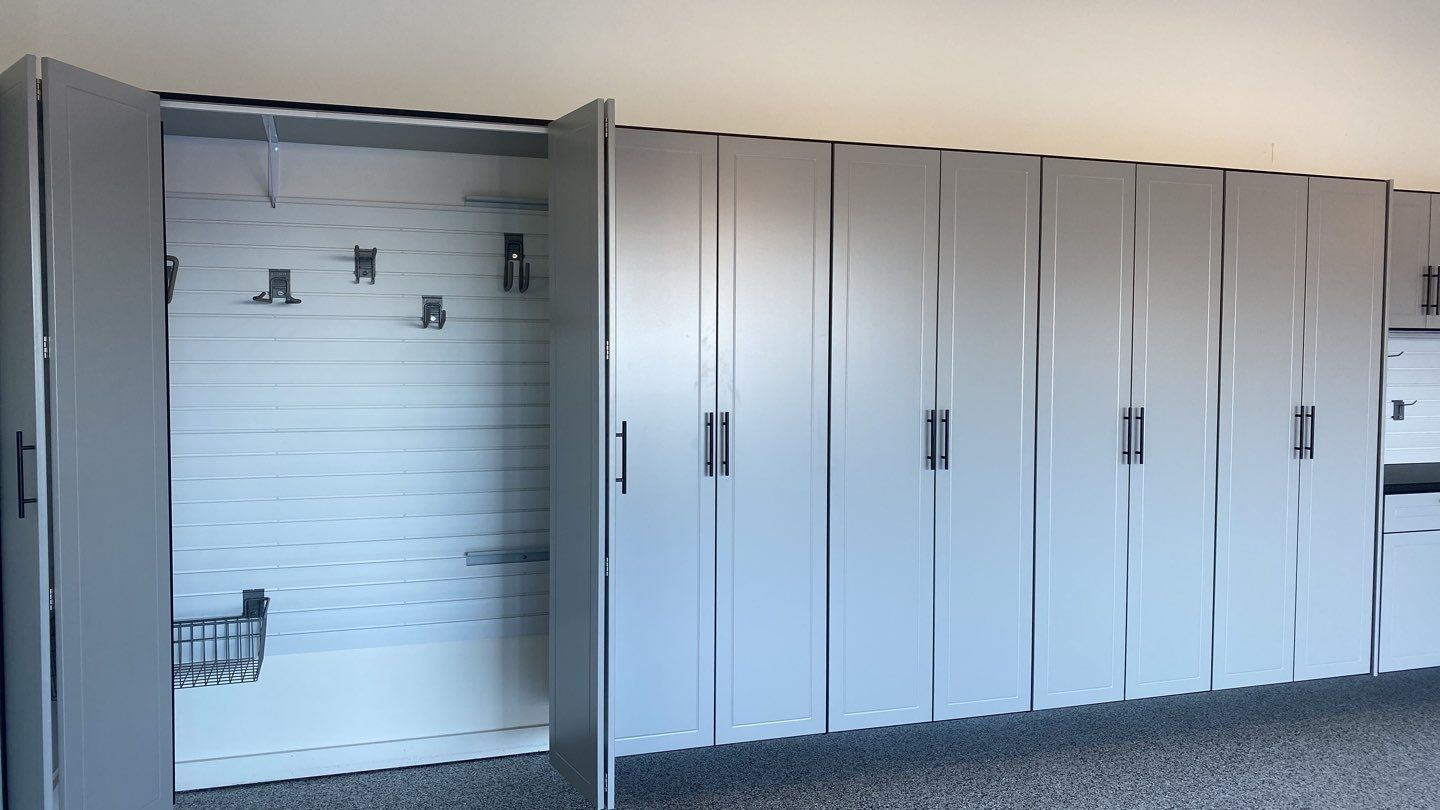 Regina F. - Renovates their Garage! by Banner Garage