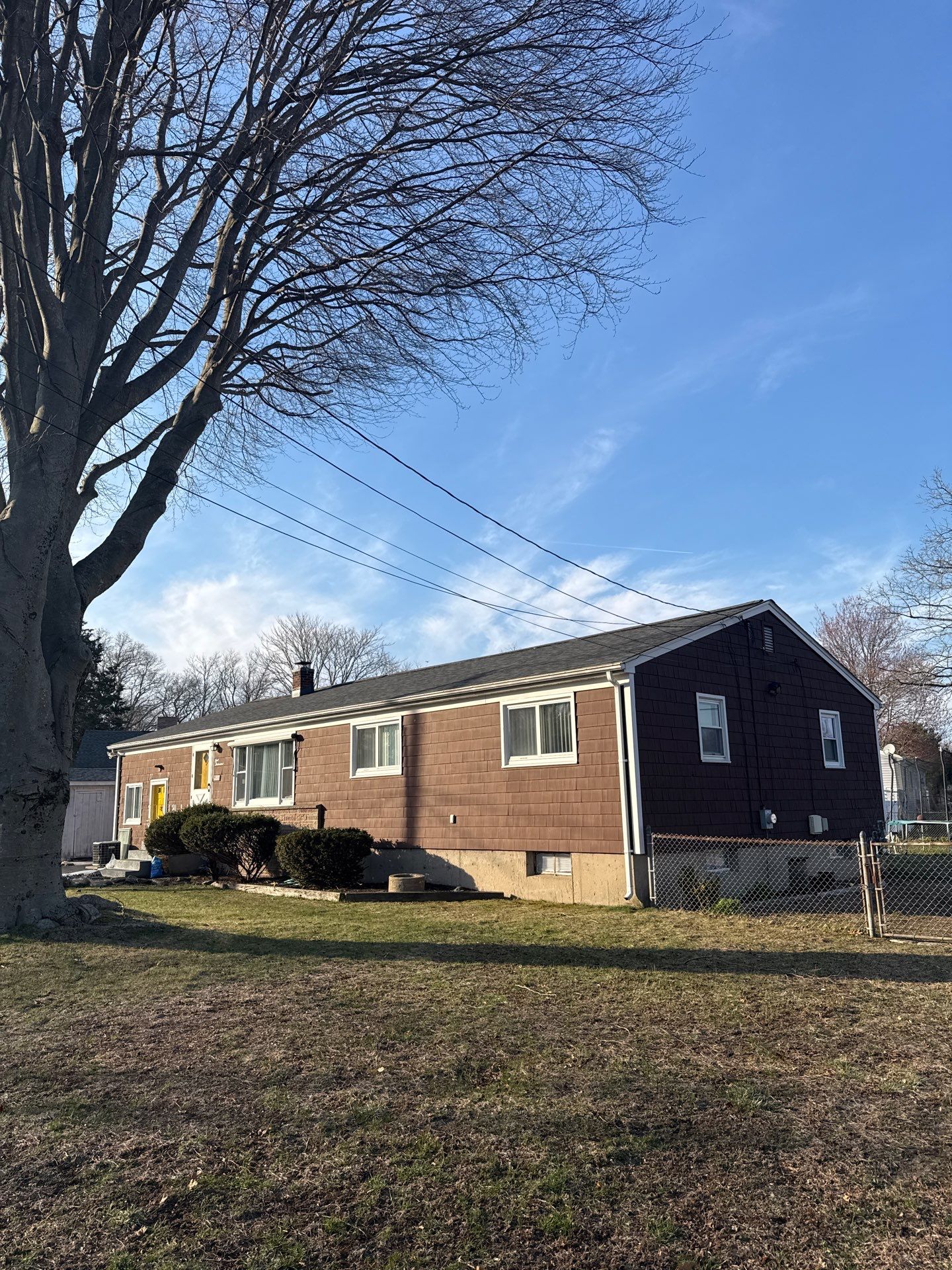 Full Roof Replacement in Warwick, RI – Owens Corning Duration, Estate Gray by JOHNNYS PRO