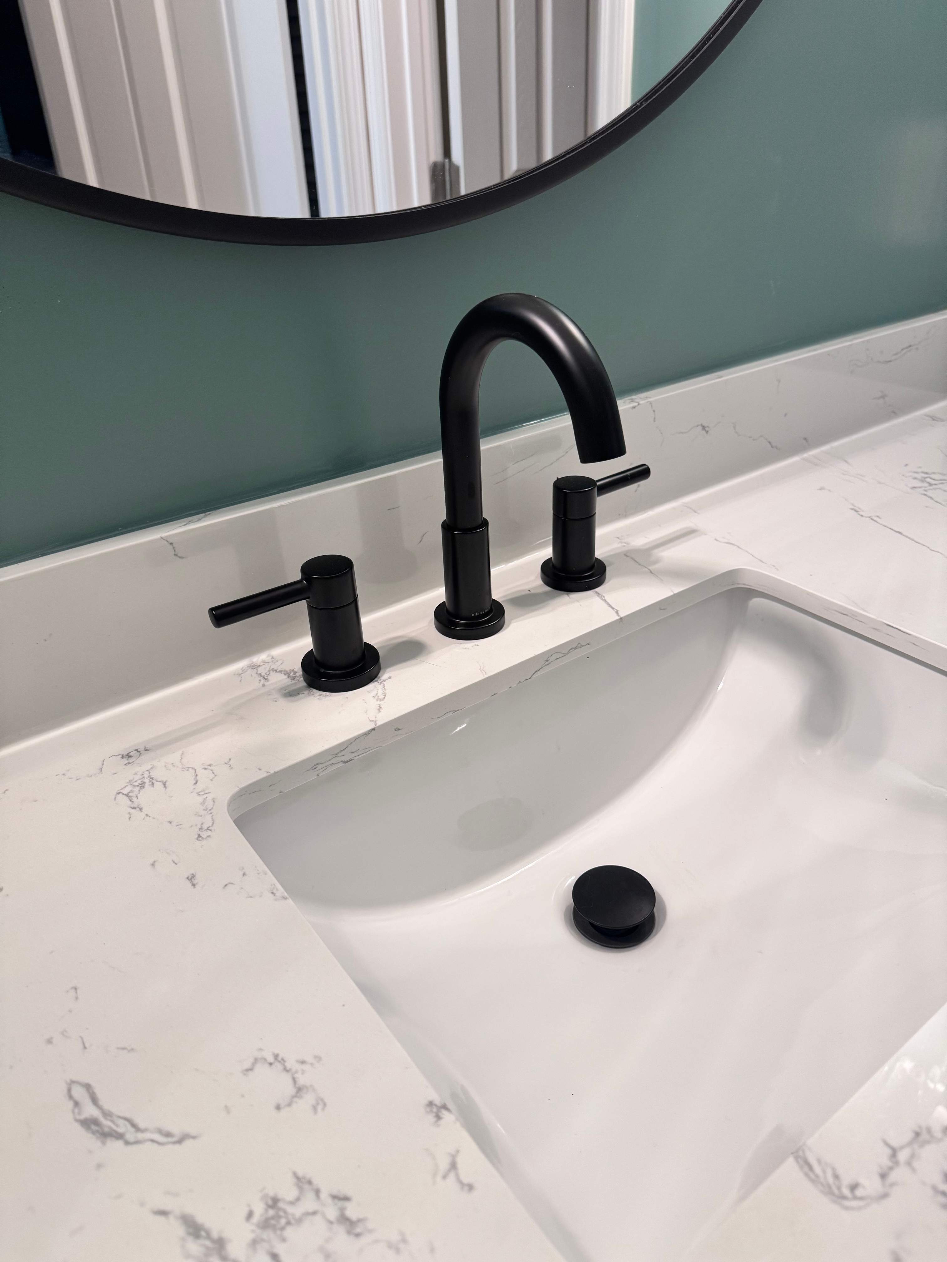 Guest bathroom renovation by Prudencio