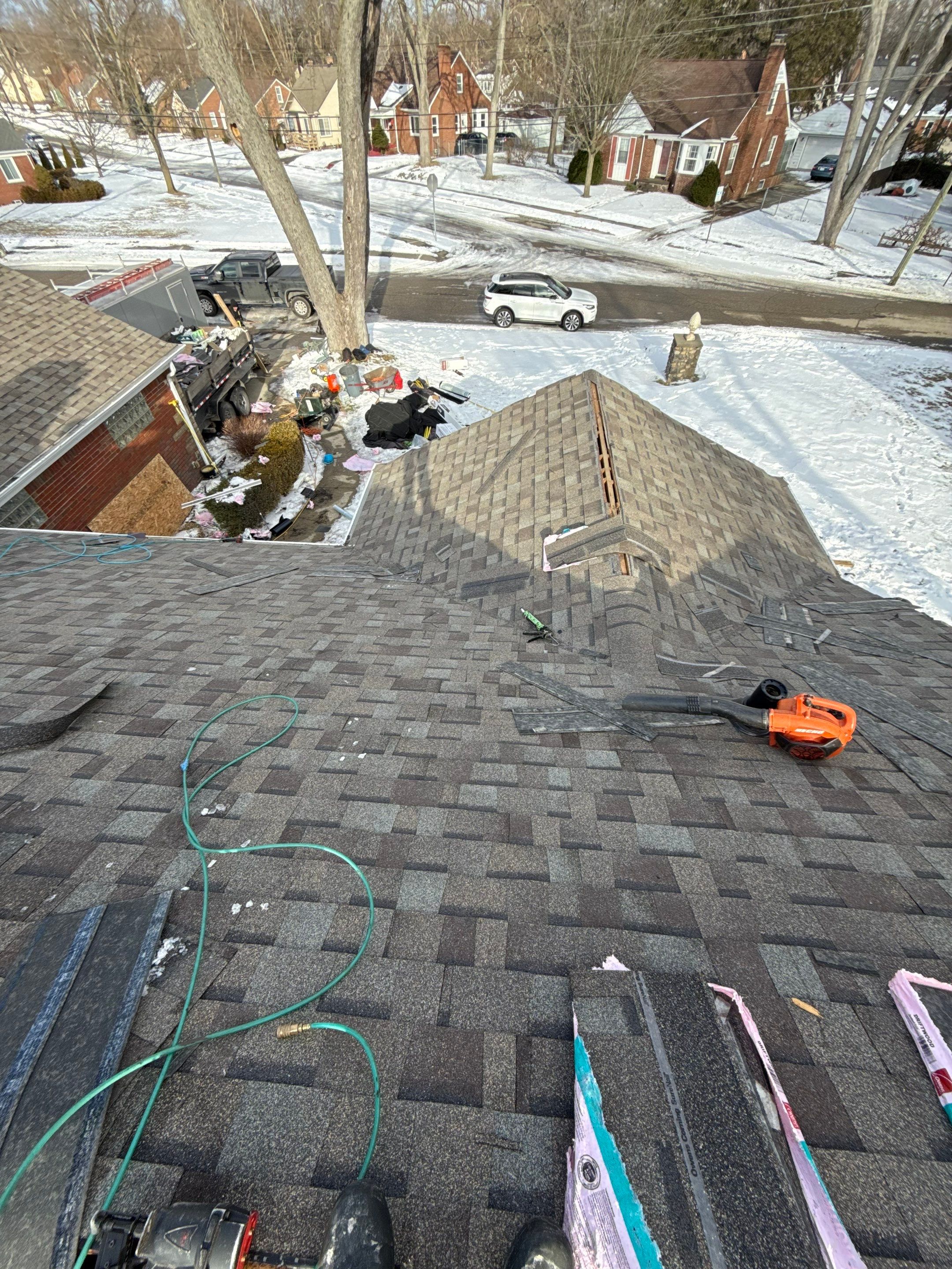 Roof Replacement using Owens Corning Duration Flex by 180 Contractors