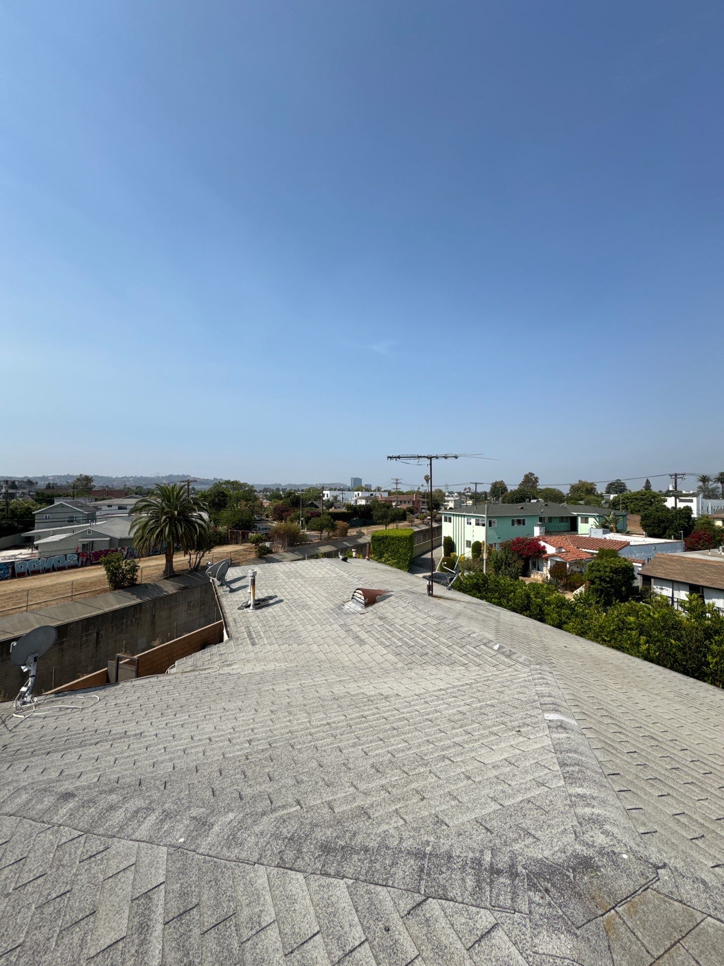 Apartment Building in Culver City by Hull Brothers Roofing