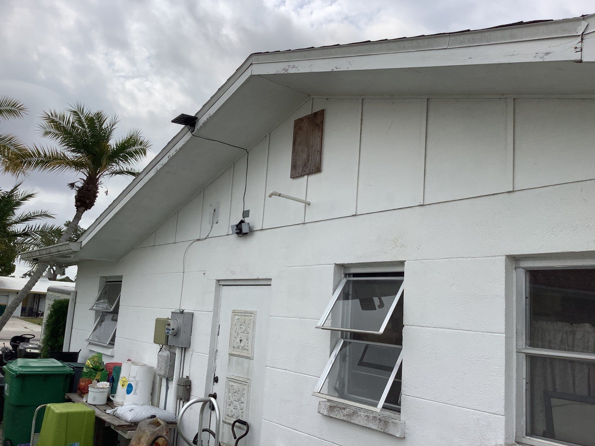 Soffit and Fascia Replacement in Englewood FL by Gutter Professors
