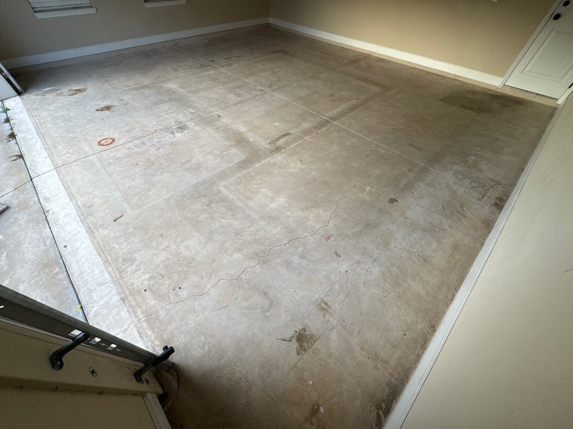 McNamara Garage by Cross Creek Concrete Coatings