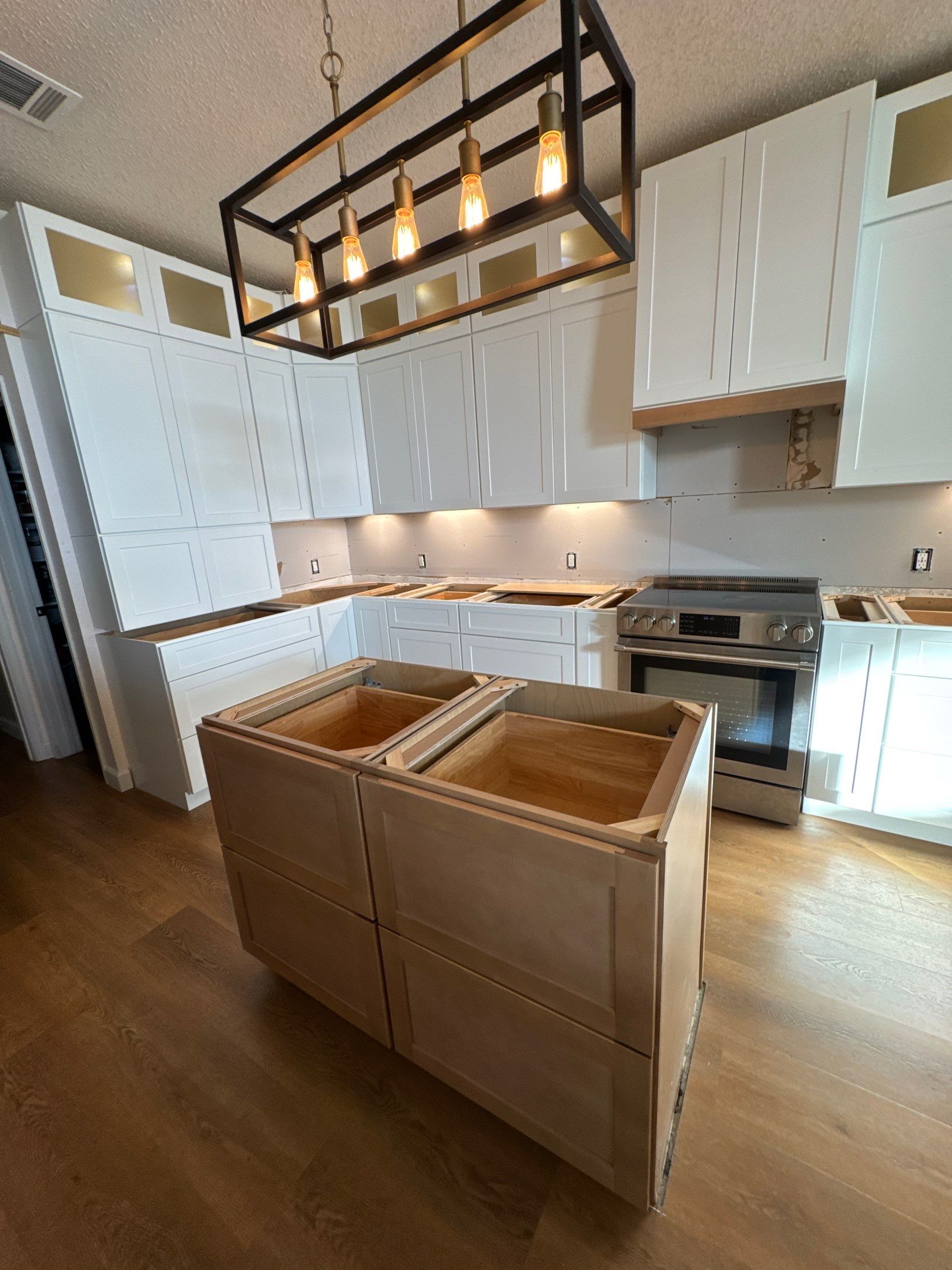 10-Day Luxury Kitchen: Custom Artistry & Waterfall Island Elegance by Tibi Soli LLC
