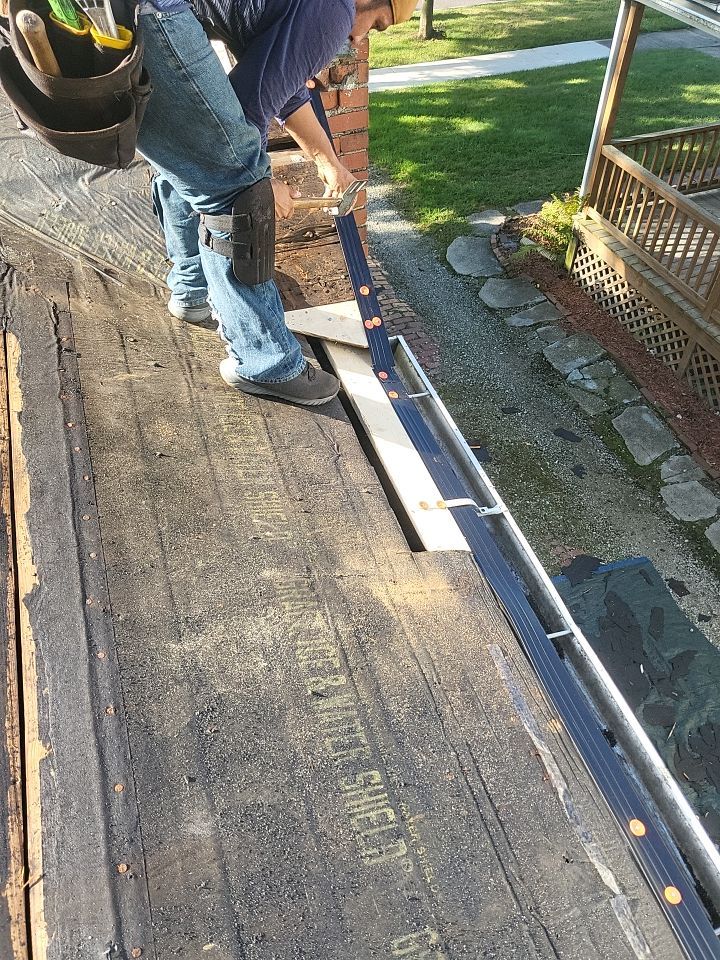 ATLAS PINNACLE COLOR: PRISTINE SCHOTCHGARD BLACK SHADOW DRIP EDGE: BLACK by Eagle Eye Roofing