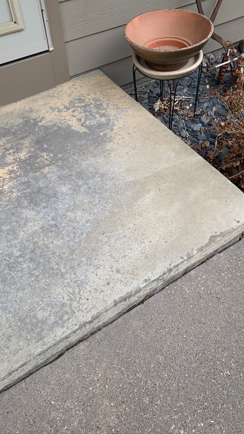 West Des Moines Garage and Patio Floor Coating using Pebble Beach Flakes by Revival Concrete Coatings