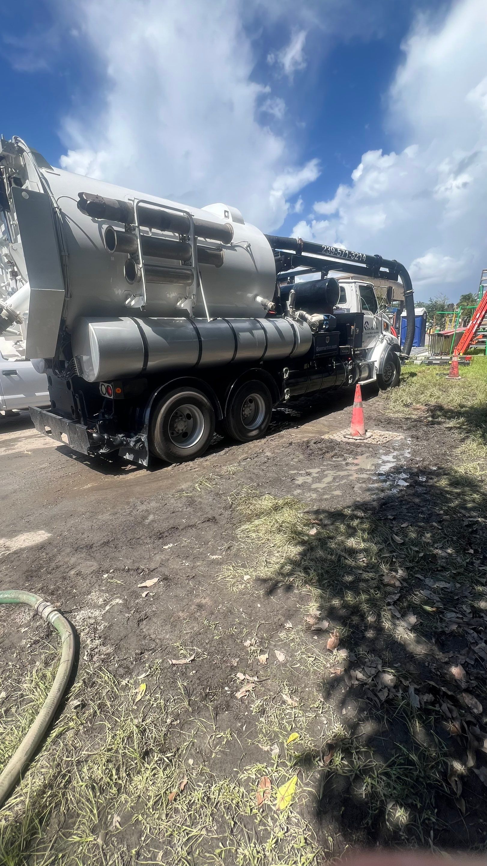 Naples Sunbelt Stormwater Catch Basin Cleaning by APS Power & Water