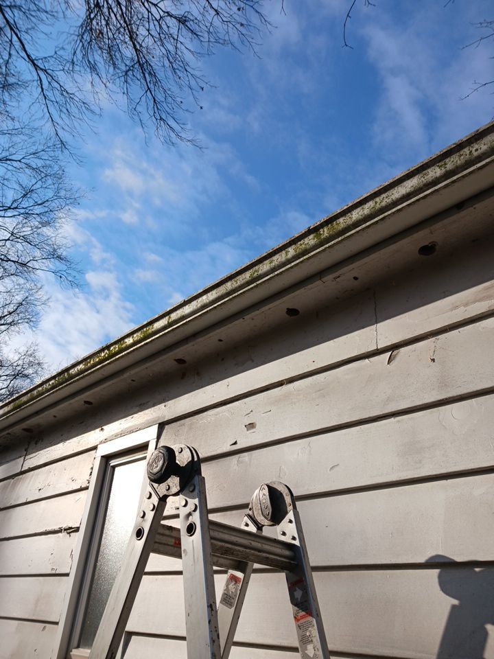 Residential Roofing Installation using Ownens Corning Duration Brownwood by Absolute Roofing and Construction
