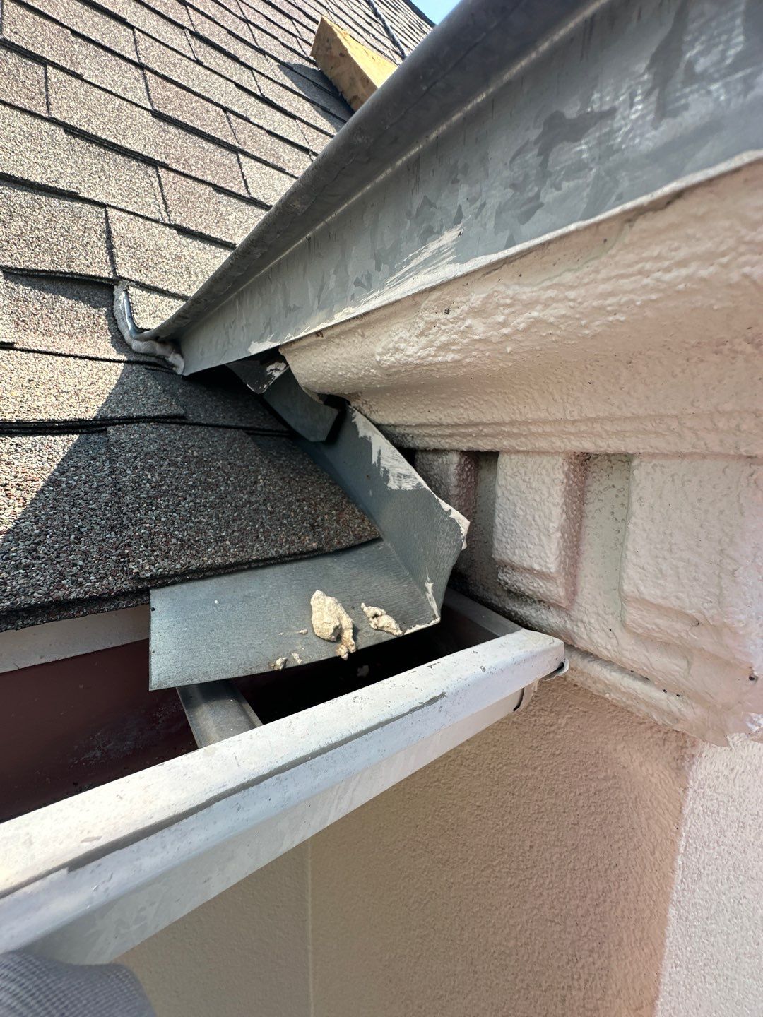 Hail Damage using Owen's Corning Duration (Lifetime) Shingles by Roof Repair Company