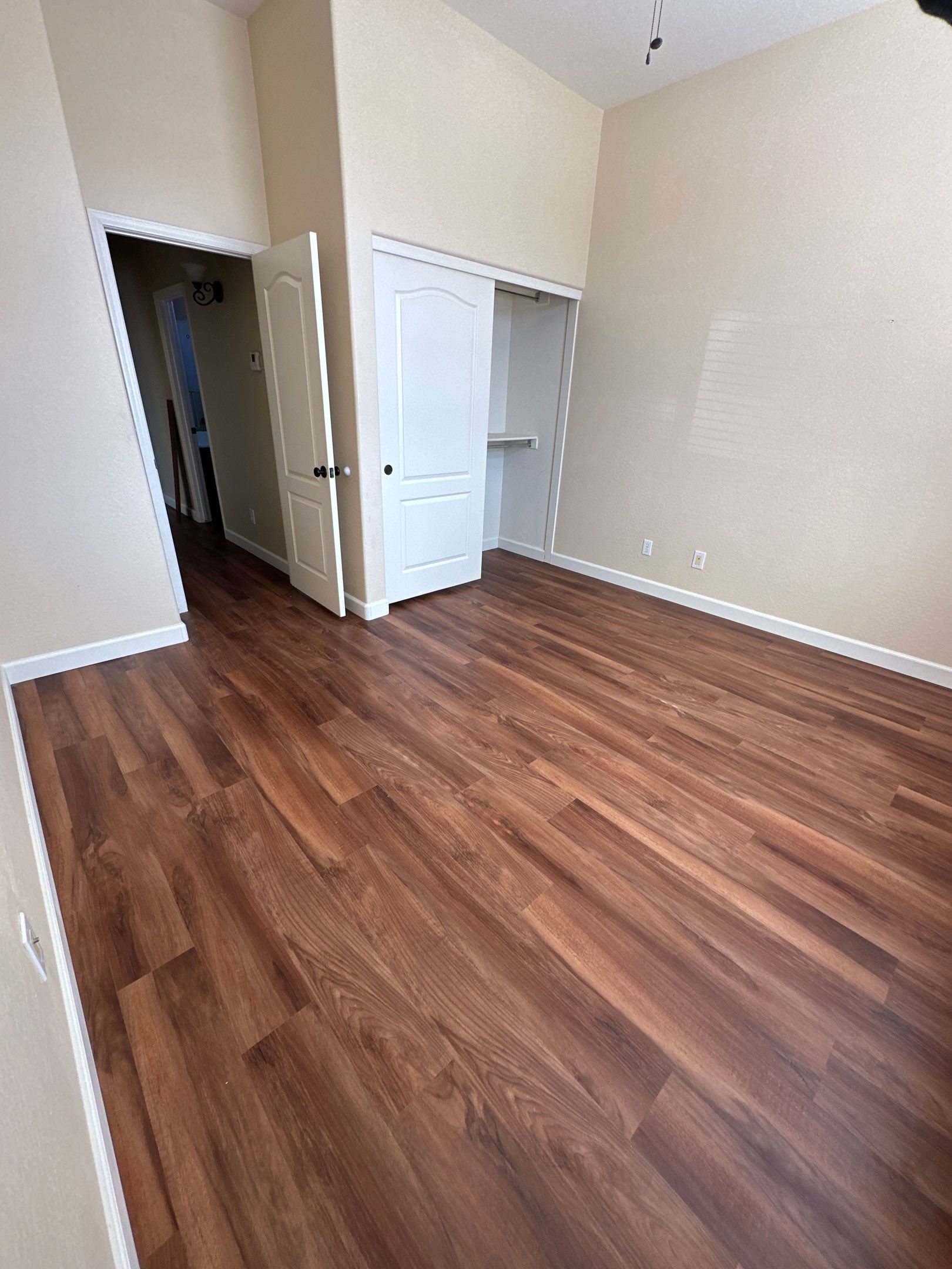 Luxury Vinyl Plank Flooring  by Footprints Floors of Chandler 