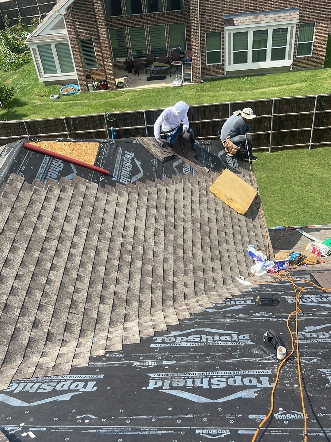GAF HDZ - Weathered Wood by Elite Roofing LLC