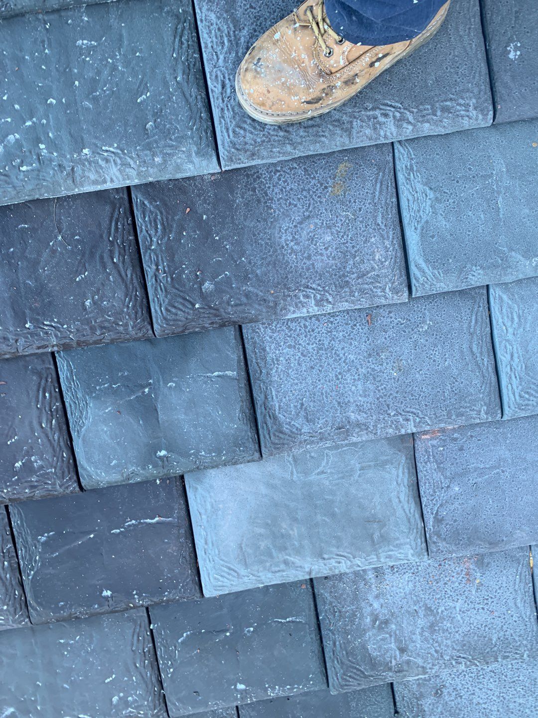 Ludowici - Lexington Slate - Vermont Gray Black by Istueta Roofing