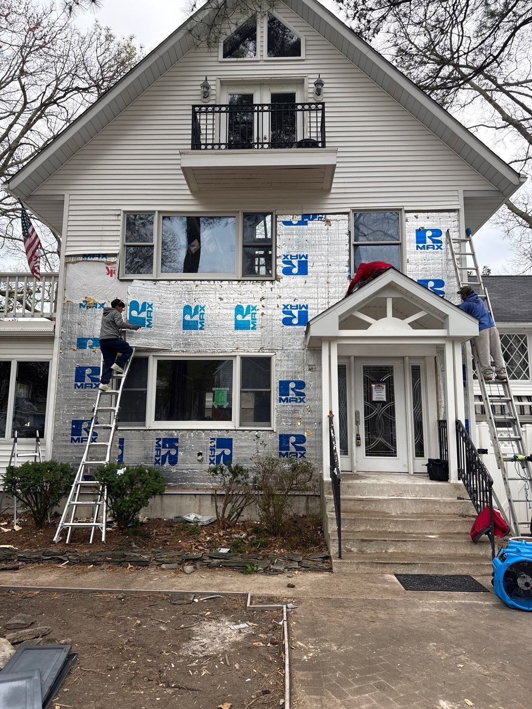 Large‑Loss Water Damage, Structural Drying & Mold Remediation – Rehoboth Beach, DE by Healthy Home Solutions