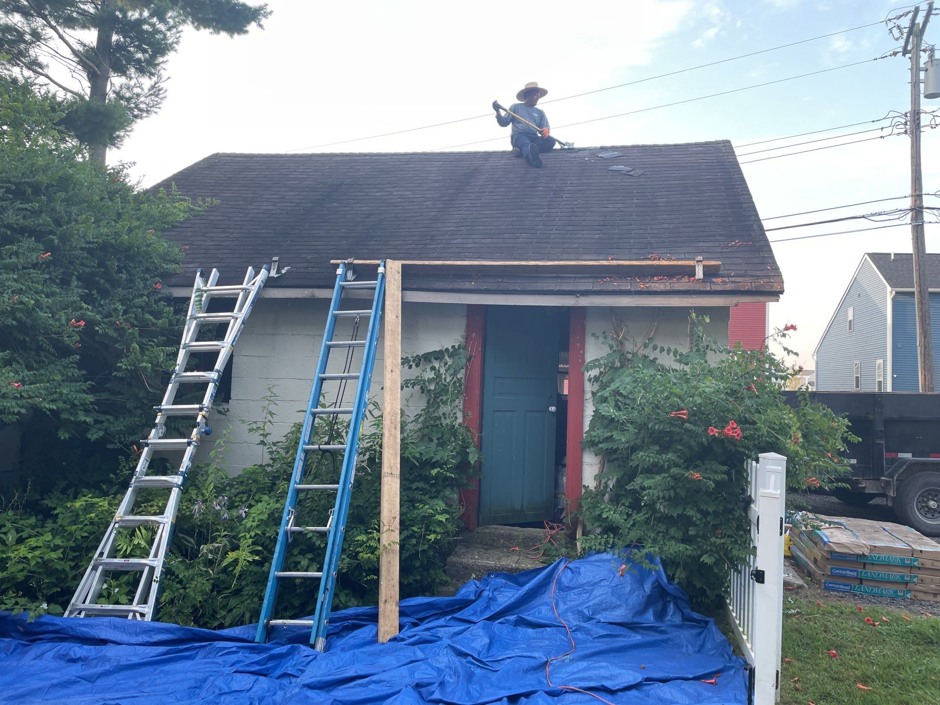 Roof Replacement using CertainTeed Landmark by 180 Contractors