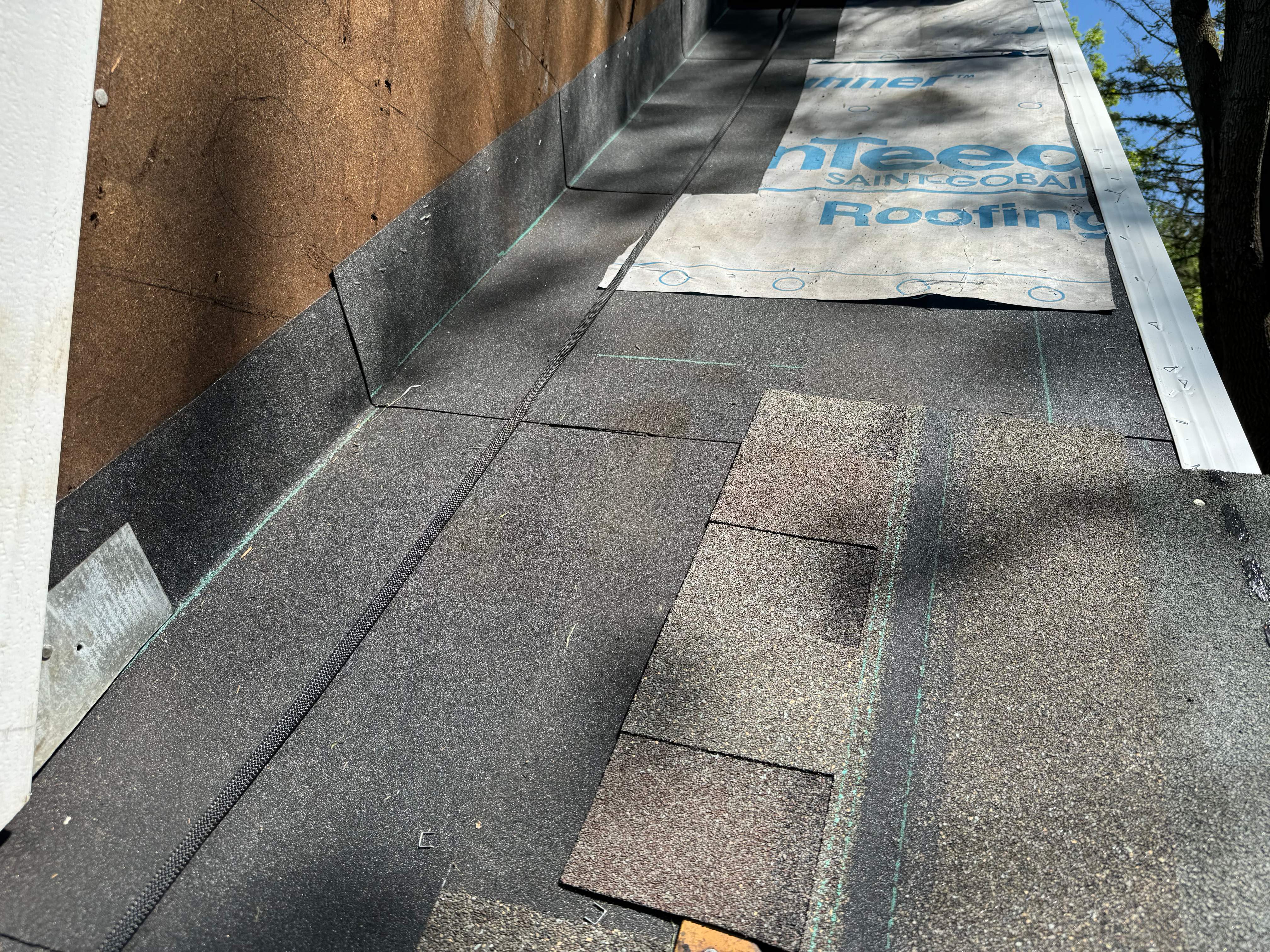 Residential Roofing Installation using Certainteed Landmark ClimateFlex by GRACCO