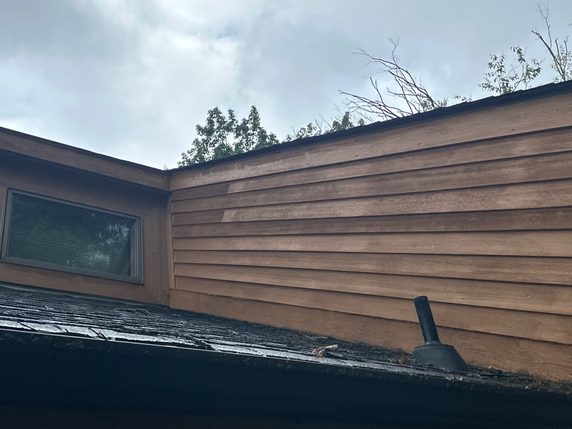 Hardie siding  by Cousins Roofing Siding & Decks