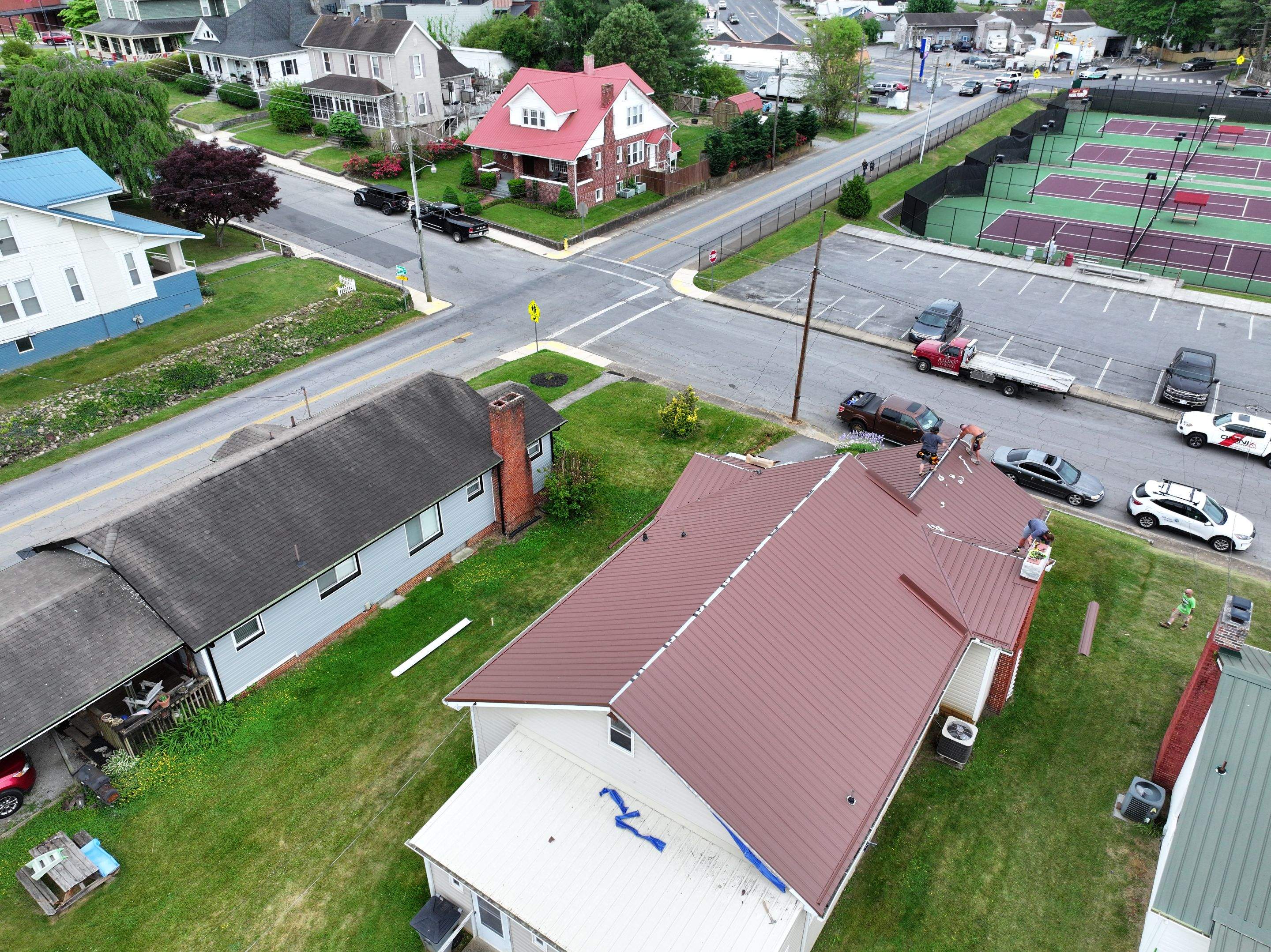 Tolbert Residence by Omnia Roofing